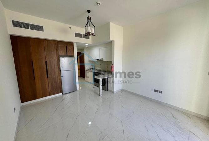NEXT TO METRO | BURJ KHALIFA VIEW | SMART HOME